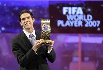 Ο Κακά κορυφαίος παίκτης της χρονιάς και με τη… σφραγίδα της FIFA