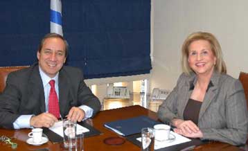 Για «ήπιες αλλαγές» μιλά τώρα η κυβέρνηση για το Ασφαλιστικό