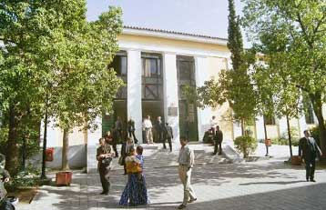 Ενώπιον του ανακριτή οι κατηγορούμενοι για την υπόθεση έκδοσης ανηλίκων στο Ίλιον