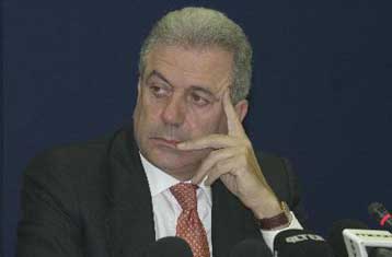 Παρέμβαση Αβραμόπουλου για το μάνατζμεντ του «Ερρίκος Ντυνάν»