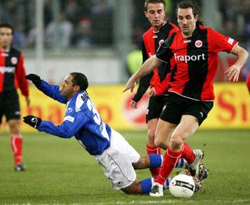 Στους κορυφαίους 11 της bundesliga ο Sotis