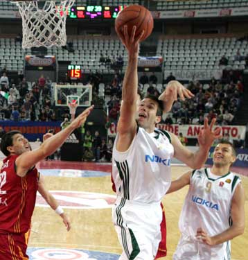 Ο Παναθηναϊκός στη Γερμανία, ο Ολυμπιακός στο ΣΕΦ στην 9η αγωνιστική