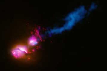 Μαύρη τρύπα συνελήφθη να καταδυναστεύει γειτονικό γαλαξία