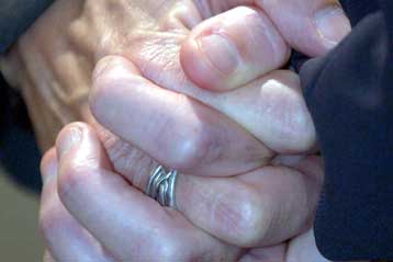 Θεσμοθετήθηκε η πολιτική ένωση μεταξύ ομοφυλοφίλων στην Ουγγαρία