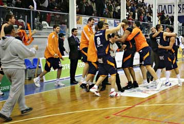 «Πάγωσε» την Αγία Πετρούπολη η Ολύμπια με 75-66 επί της Σπαρτάκ