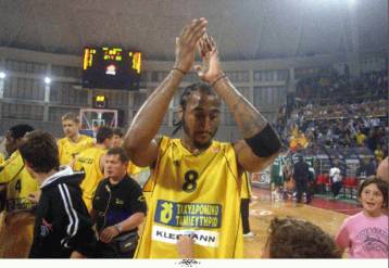 Δεν δυσκολεύτηκε ο Αρης να επικρατήσει της Λε Μαν με 93-74