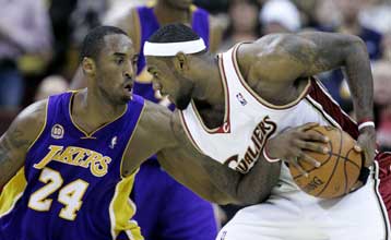 Νίκη των Καβαλίερς επί των Λέικερς και του Λεμπρόν επί του Κόμπι