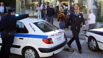 Εξάρθρωση πολυμελούς σπείρας κακοποιών με… πλούσια δράση