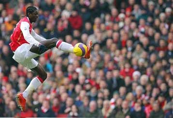 Χριστούγεννα στην κορυφή θα κάνει η Αρσεναλ, εντυπωσιακή Λίβερπουλ, ανάσα για Μπόλτον