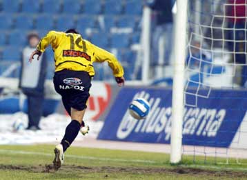 Με 2-0 στο «Καυτανζόγλειο» ο Αρης άφησε πίσω τη συντριβή στο Μόναχο