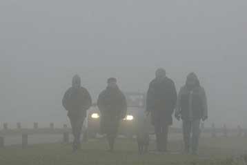 Ακυρώσεις πτήσεων και καθυστερήσεις στα αεροδρόμια του Λονδίνου λόγω ομίχλης