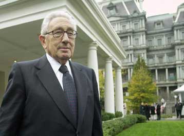 Τη φιλοτουρκική στάση του Κίσινγκερ στην Κύπρο αποκαλύπτει το Στέιτ Ντιπάρτμεντ