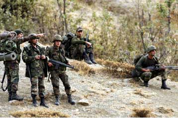 Χωρίς σοβαρές απώλειες οι τουρκικές αεροπορικές επιδρομές στο Ιράκ, δηλώνουν οι Κούρδοι