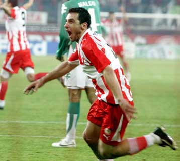 Νοκ άουτ και ο Στολτίδης, αμφίβολος ο Γκαλέτι, άδειο το κέντρο του Ολυμπιακού