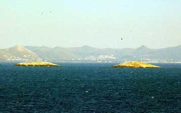 Κλιμακώνει η Αγκυρα τις προκλήσεις της στο Αιγαίο