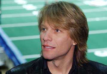 Κάτι από τη λάμψη του Τζον Μπον Τζόβι ζητούν εξίσου Δημοκρατικοί και Ρεπουμπλικανοί