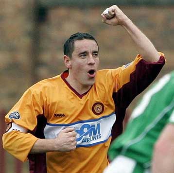 Θρήνος στη Σκωτία με το θάνατο του Φιλ Ο Ντόνελ εν ώρα αγώνα