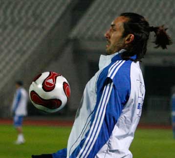 Τη φανέλα της Μπεσίκτας ετοιμάζεται να φορέσει ο Κυργιάκος