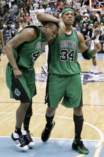 Το… τρένο των Σέλτικς προχωρά ακάθεκτο