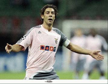 Αποσύρεται ο Ρουί Κόστα από την ενεργό δράση