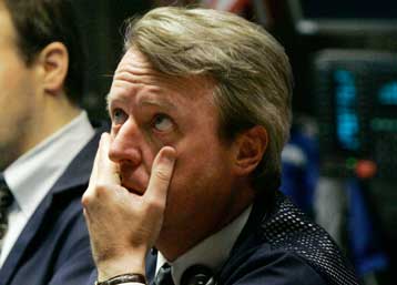 Το πετρέλαιο «καίει» Γουόλ Στριτ και ευρωπαϊκά χρηματιστήρια