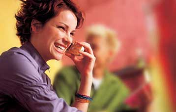 «Καλή χρονιά» με περισσότερα από 58.000.000 sms ευχήθηκαν φέτος οι Έλληνες