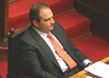 Δύο γραμμές στην κυβέρνηση για την υπόθεση του Χρ.Ζαχόπουλου