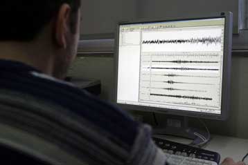 «Μετασεισμική κόντρα» για το χρόνο ανακοίνωσης της ισχυρής δόνησης