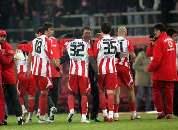 Ο Αλμιρόν θέλει να πάρει τον δρόμο για τον Ολυμπιακό