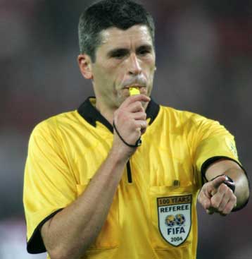 Ο Μερκ κορυφαίος δαιτητής 2007, 17ος ο Βασσάρας