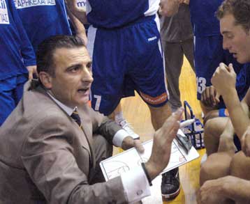 Επιστρέφει στην Ελλάδα ο Ράτσα για την τεχνική ηγεσία της Ολυμπιάδας Πατρών