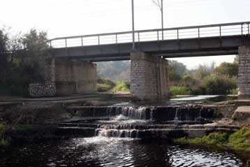 Ασφαλιστικά μέτρα κατά του Δήμου Οινοφύτων από την ΕΚΠΟΙΖΩ για το επικίνδυνο νερό