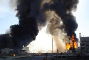 Πυρκαγιά σε διυλιστήριο στο Ιράκ με έναν νεκρό και τραυματίες