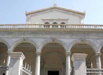 Εννέα χρόνια καθυστερεί η επισκευή του σεισμόπληκτου Αγ.Διονυσίου