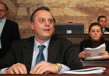 Ρυθμίσεις κατά του λαθρεμπορίου πετρελαίου ναυτιλίας και εξαγωγής μελετά η κυβέρνηση