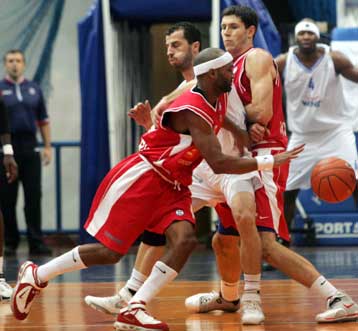 «Διπλό» πρόκρισης του Πανιωνίου, ήττα του Πανελληνίου από τη Νίμπουργκ