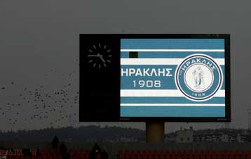 Φονσέκα, Ντίαζ και Κλαουντίνιο στο έμψυχο υλικό του Ηρακλή