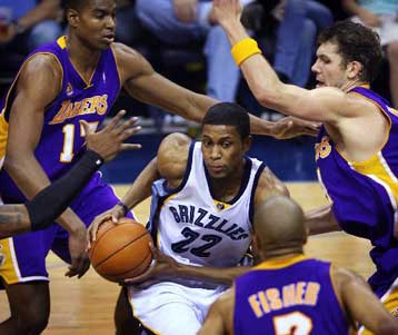 Τρίτο συνεχόμενο τριπλ-νταμπλ του Τζέισον Κιντ στην ήττα των Νετς από τους Μπόμπκατς