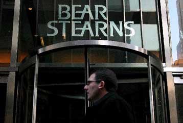 Παραιτήθηκε ο διευθύνων σύμβουλος της Bear Stearns μετά τις ζημίες-ρεκόρ από τα subprime