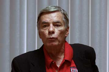 Πέθανε ο Φίλιπ Έιτζι, πρώην πράκτορας της CIA που αποκάλυψε ονομάτα πρακτόρων