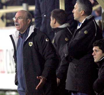 Προβληματισμός στην ΑΕΚ με τον Φερέρ στο επικεντρο