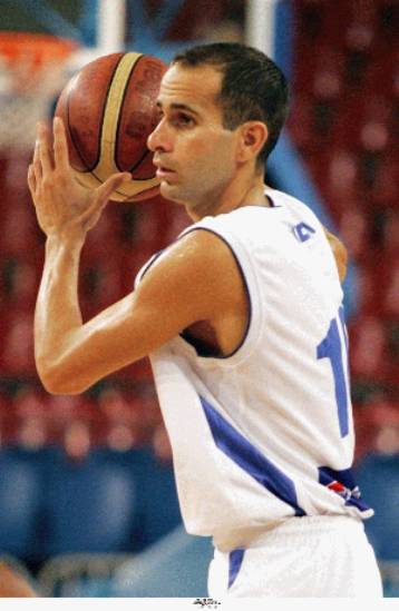 Θλάση στο δικέφαλο υπέστη ο Διαμαντόπουλος