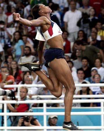 Ποινή φυλάκισης έξι μηνών στη Μάριον Τζόουνς