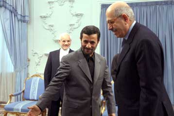 Σειρά επαφών με την ηγεσία του Ιράν έχει ο Ελ Μπαραντέι