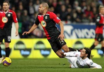 Η Μπλάκμπερν επικράτησε 2-1 της Μπόλτον στις καθυστερήσεις