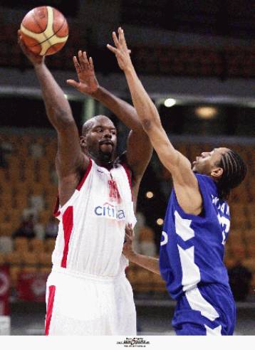 Αποδεκατισμένος ο Ολυμπιακός, 87-52 τον Πανελλήνιο