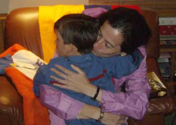 Επανένωση με τον 3χρονο γιο της για την πρώην όμηρο των ανταρτών του FARC