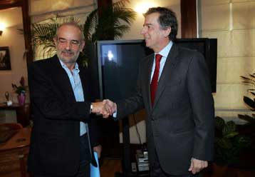 Θεσμικές και οικονομικές τομές στο ΥΠΠΟ ζητά ο Αλέκος Αλαβάνος