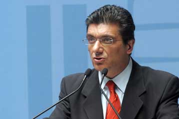 Αυξήσεις 10,5% θα διεκδικήσουν οι τραπεζοϋπάλληλοι