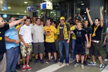 Πανηγυρική υποδοχή ετοιμάζουν στον Αμορόζο οι φίλαθλοι του Αρη